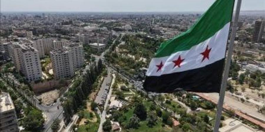 العثور على مقبرة جماعية تضم رفات 55 ضحية في ريف حلب