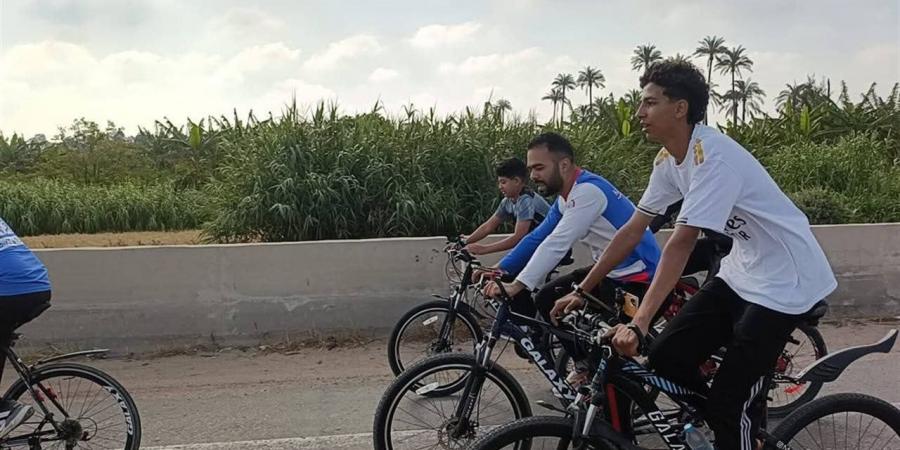 شباب البحيرة ينفذ مبادرة "لياقة المصريين" في شوارع وميادين كفر الدوار