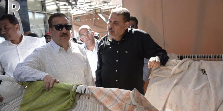 محافظ بورسعيد يتفقد مول الأوتليت بحي العرب ويوجه بإزالة الإشغالات
