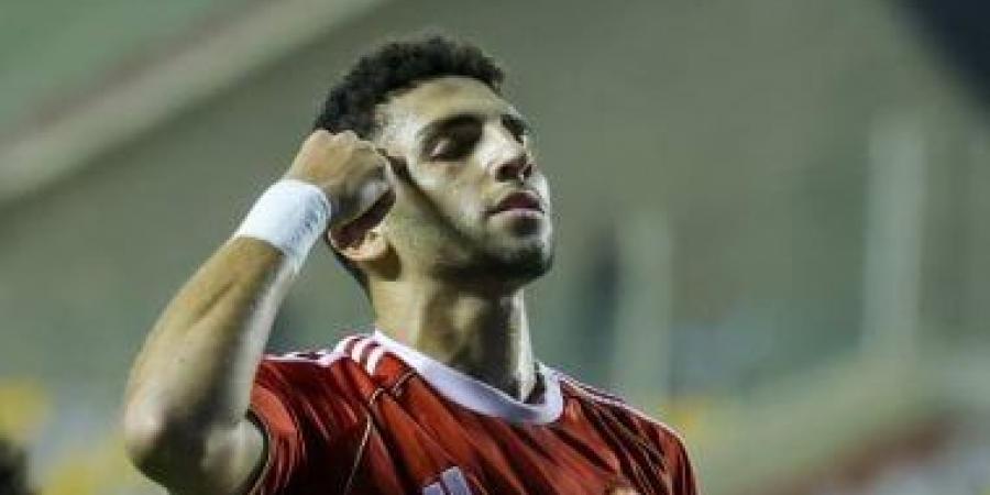 كوكا وناصر منسي في مهمة خاصة الليلة لإقناع حسام حسن قبل معسكر كأس العالم