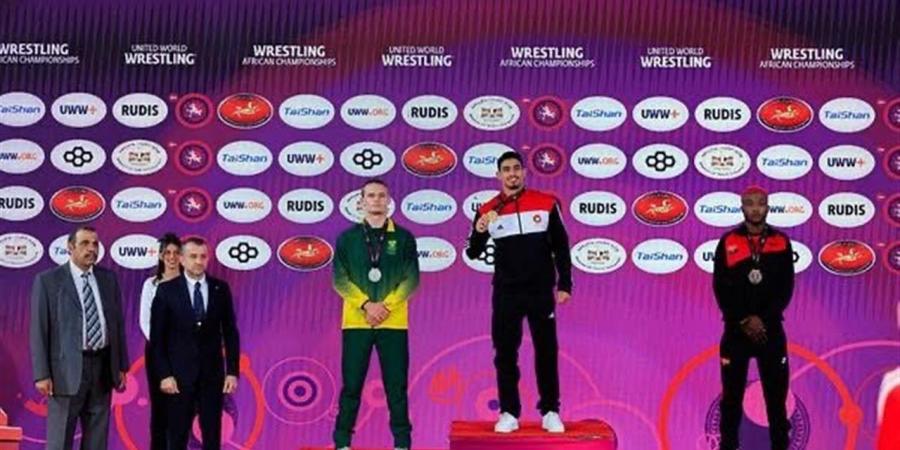 جامعة دمياط تحتفي ببطل أفريقيا في المصارعة الحرة