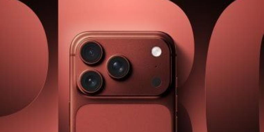آبل تواجه اختبارًا: هل ينجح تصميم iPhone 18 Pro أم يتراجع طموح 3 سنوات؟