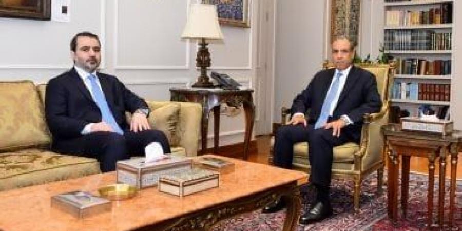 وزير الخارجية يبحث مع نظيره السورى العلاقات الثنائية ويؤكد دعم مصر لسيادة سوريا