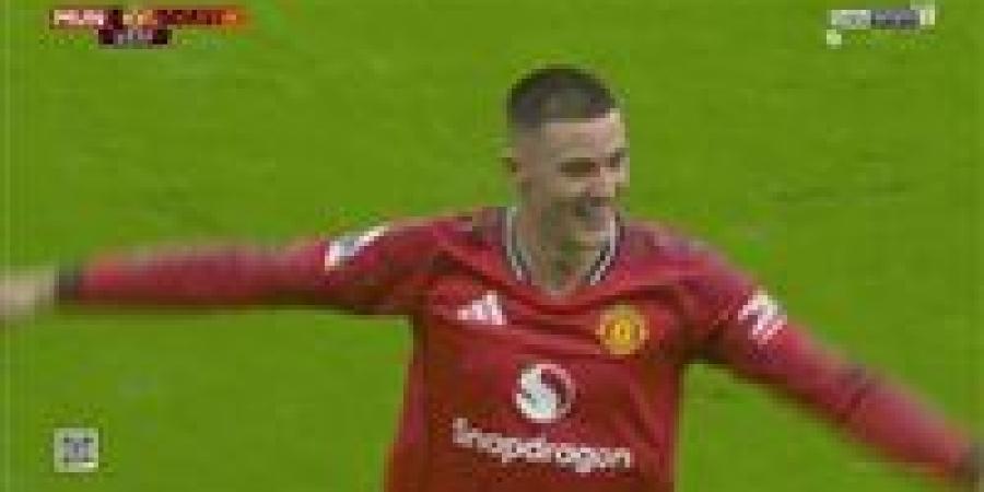 مان يونايتد ضد ليفربول.. ملخص اهداف ونتيجه مباراة مانشستر يونايتد وليفربول في الدوري الإنجليزي الممتاز بعد مرور 20 دقيقة