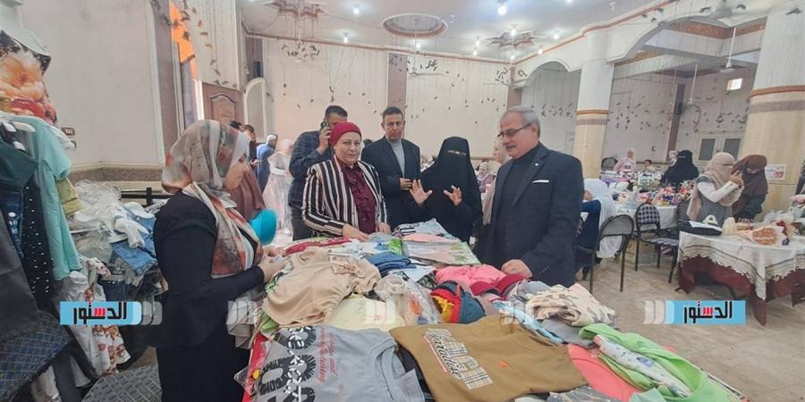 لدعم الأسر المنتجة.. افتتاح معرض الحرف اليدوية ببلطيم في كفر الشيخ