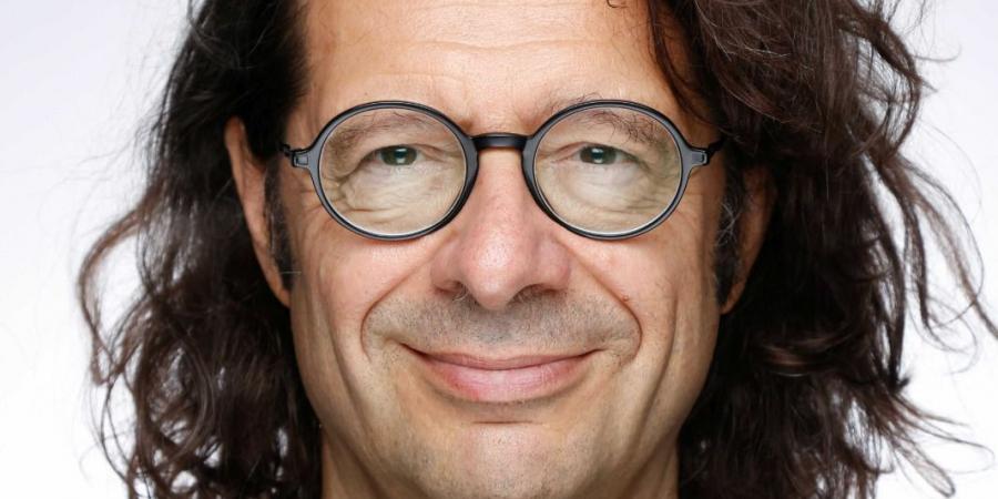 أول تعليق من فينشينزو بونيو بعد حصوله على جائزة Gamechanger من مركز السينما العربية