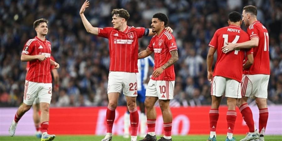 نوتنجهام فورست يهزم تشيلسي بثلاثية في الدوري الإنجليزي