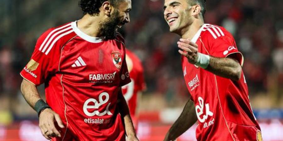 بن شرقى يسجل ثالث أهداف الأهلى فى مرمى إنبى بالدورى المصرى.. صور