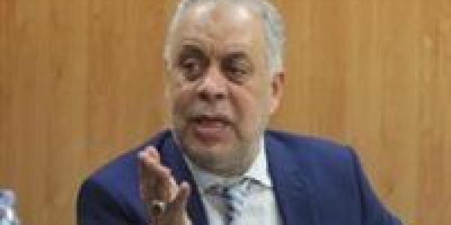 أشرف زكي: هاني شاكر قيمة فنية وإنسانية استثنائية.. وسنكشف مفاجآت بعد الجنازة
