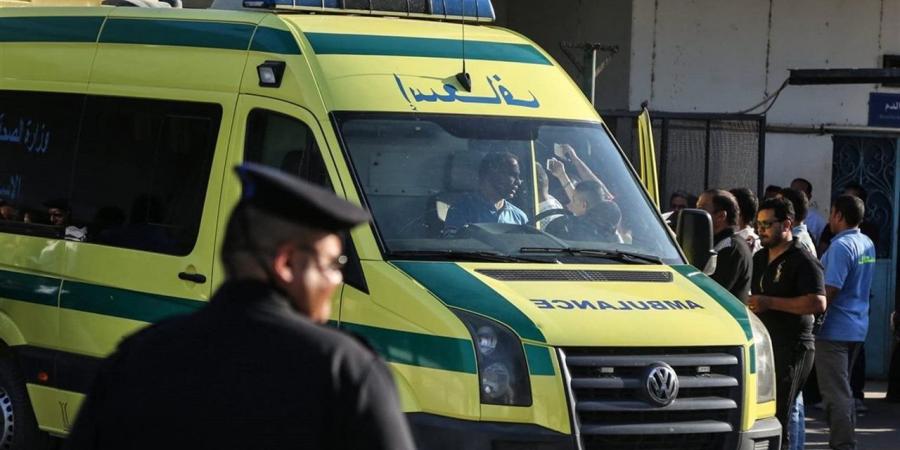 إصابة فتاة إثر سقوطها من شرفة منزلها بمنطقة مدرسة السيدة عائشة بالمحلة