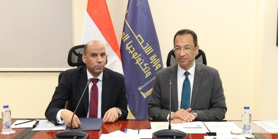 إطلاق خدمة إصدار "كعب العمل" إلكترونيًا عبر منصة مصر الرقمية مجانًا