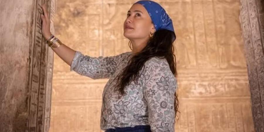 بعد تأجيل الحلقة.. هند صبري تظهر لأول مرة مع ابنتيها في «معكم منى الشاذلي»