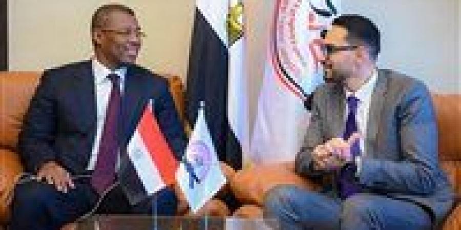 رئيس الاتحاد الإفريقي للجودو يزور الاتحاد المصري لبحث تطوير اللعبة