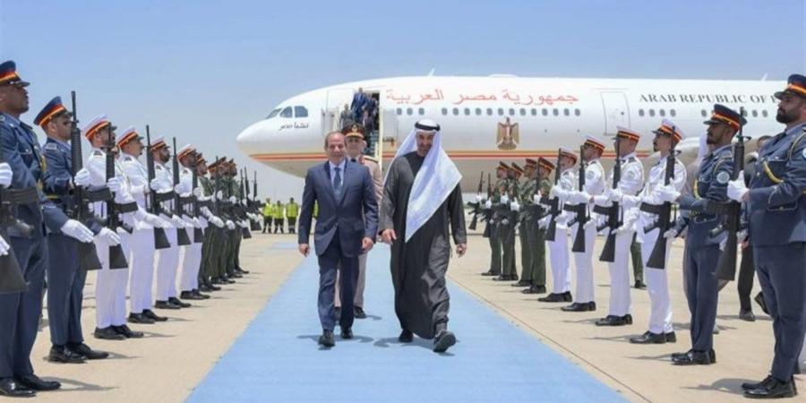 ما دلالات زيارة الرئيس السيسي إلى الإمارات وسلطنة عمان في الوقت الراهن؟ (فيديو)