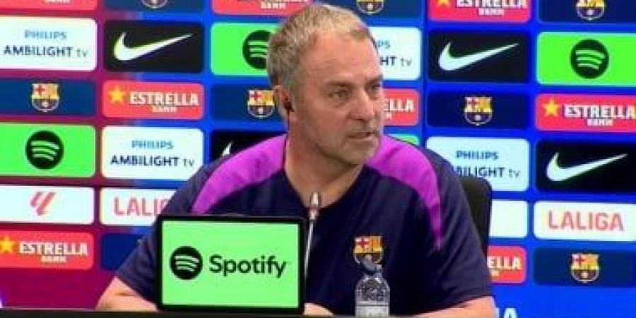 برشلونة ضد الريال.. فليك: الكلاسيكو للجماهير.. وأسيطر على غرفة الملابس جيدا