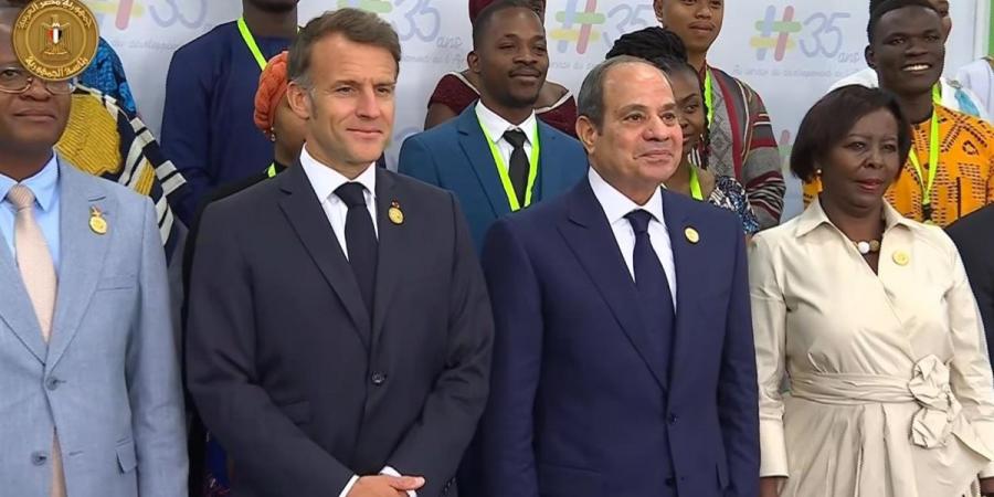 الرئيس السيسي يؤكد أهمية مواصلة العمل لتعزيز التعاون مع فرنسا