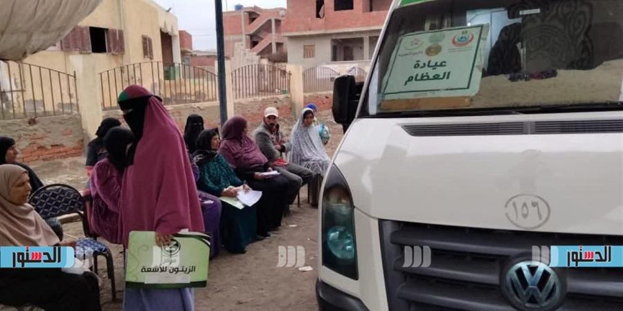 توقيع الكشف الطبي على 840 مواطنًا مجانا خلال قافلة بقرية القادسية في كفر الشيخ