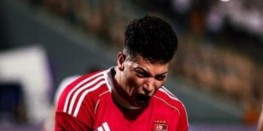 توروب يطلب تقرير طبى مفصل من طبيب الأهلى عن 7 لاعبين قبل مواجهة المصرى