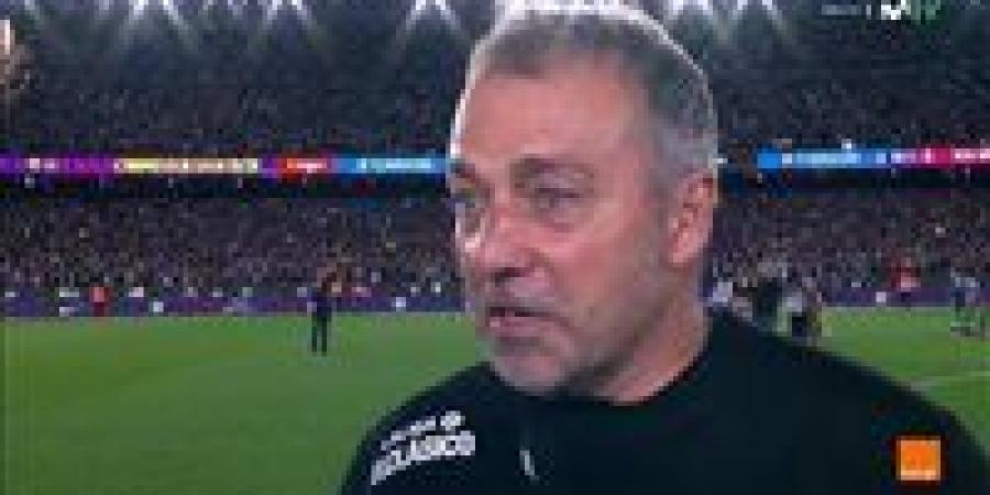 هانز فليك بعد تتويج برشلونة بالدوري الإسباني: نحن عائلة واحدة وحاربنا على كل نقطة