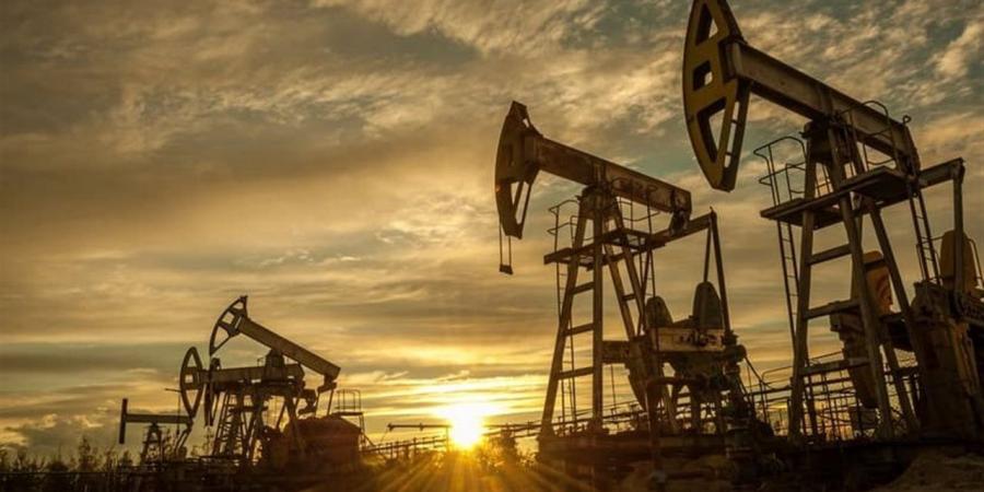 إيران: صادراتنا النفطية مستمرة ولدينا خطط لضمان عدم توقفها
