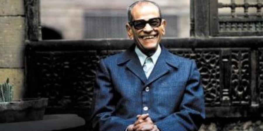 ماذا رأي طه حسين في أدب نجيب محفوظ؟