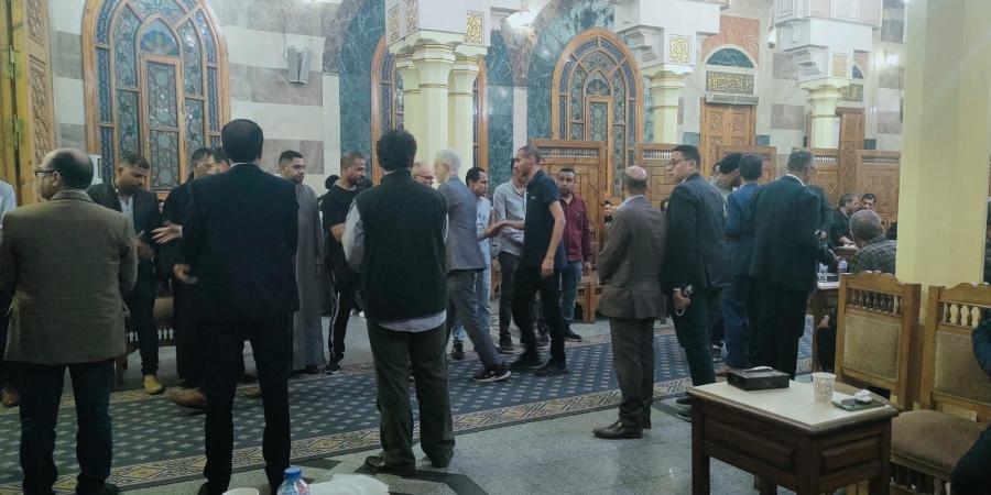 خالد البلشى ومثقفون يقدمون واجب العزاء فى سيد العديسي