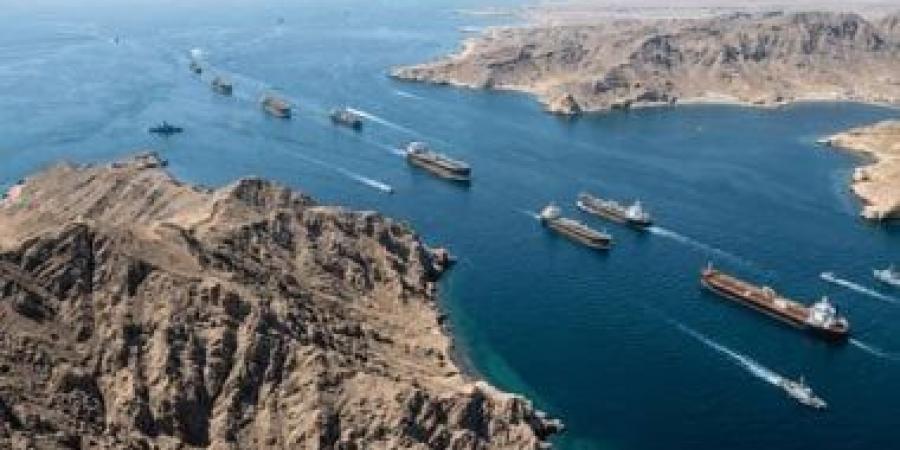 البحرين تدين الاعتداء على سفينة شحن كورية فى مضيق هرمز