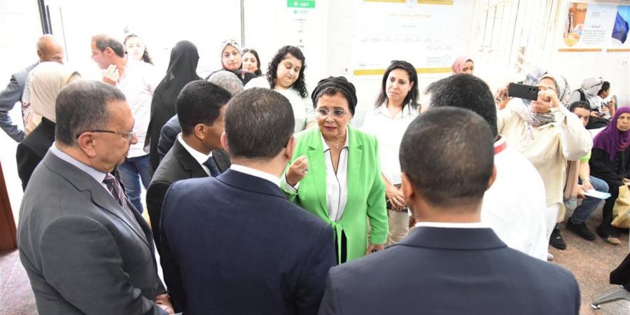 نائب وزير الصحة تجري جولات ميدانية واجتماعات تنسيقية بالأقصر