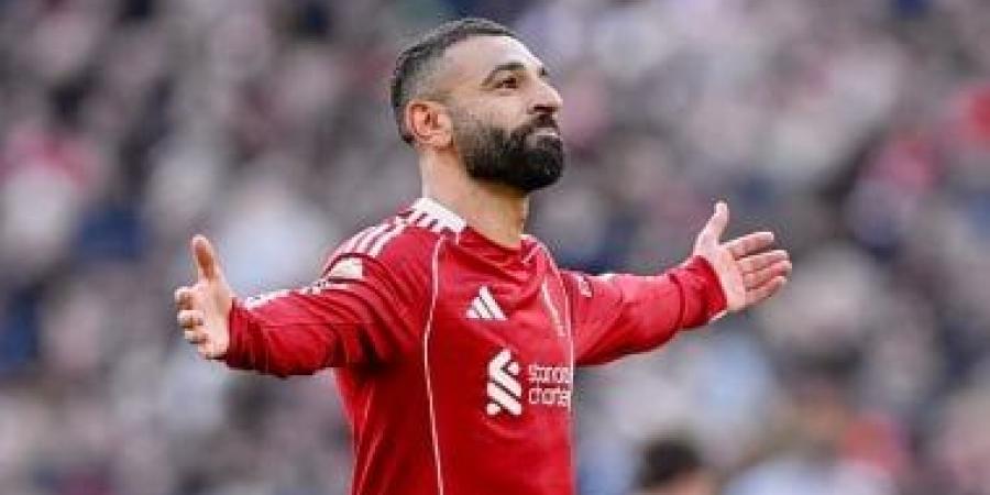 محمد صلاح يتألق فى تدريبات ليفربول بهدف عالمي.. فيديو