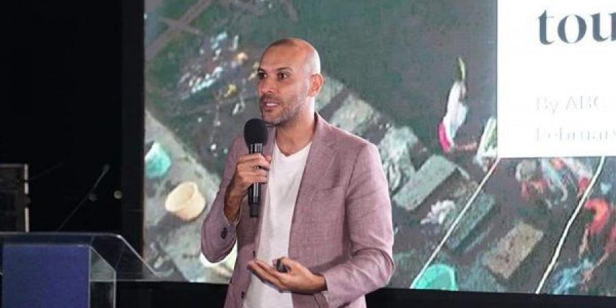 محمد دياب يرد على اتهامات دعم فيلم أسد لأفكار الأفروسنترك: كلام فارغ