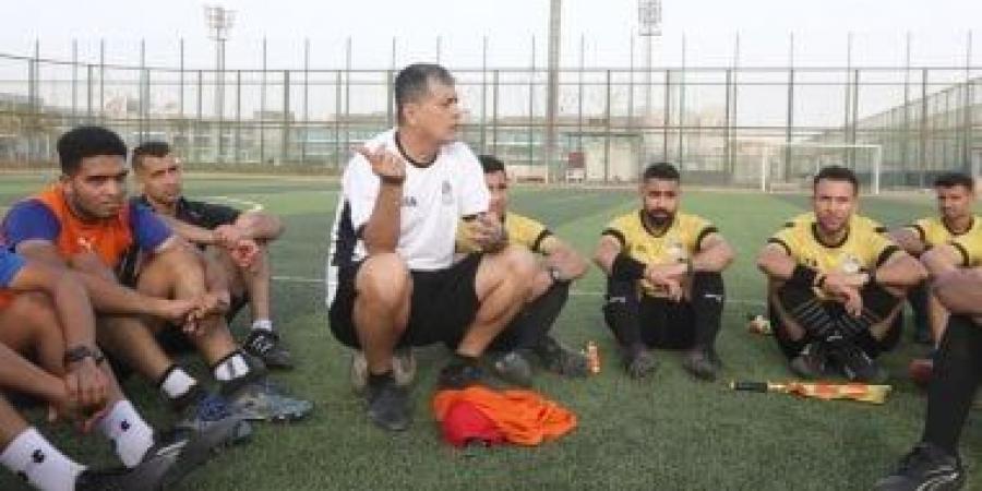 اتحاد الكرة يفاضل بين 4 حكام لمباراتي الأهلي وبيراميدز فى جولة حسم الدوري