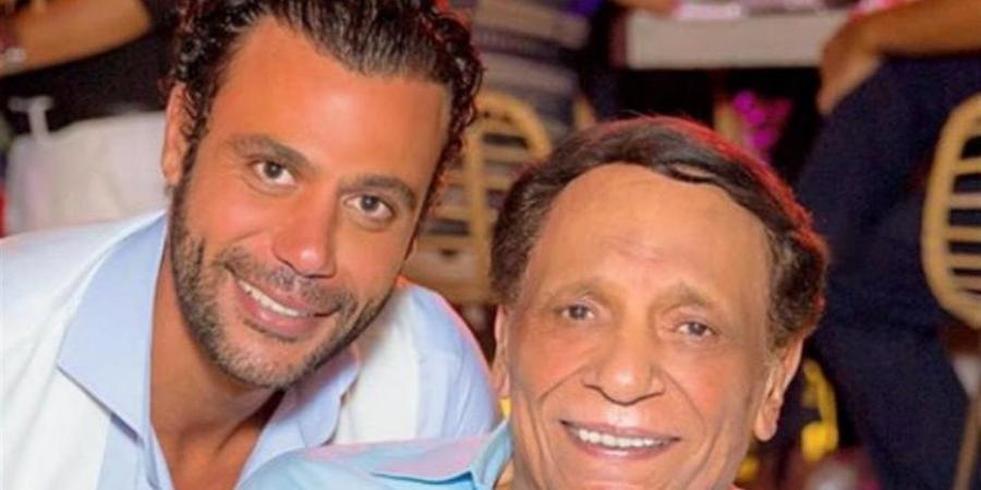 الواد وأبوه.. تفاصيل حلم سينمائي مؤجل لإعادة الزعيم عادل إمام