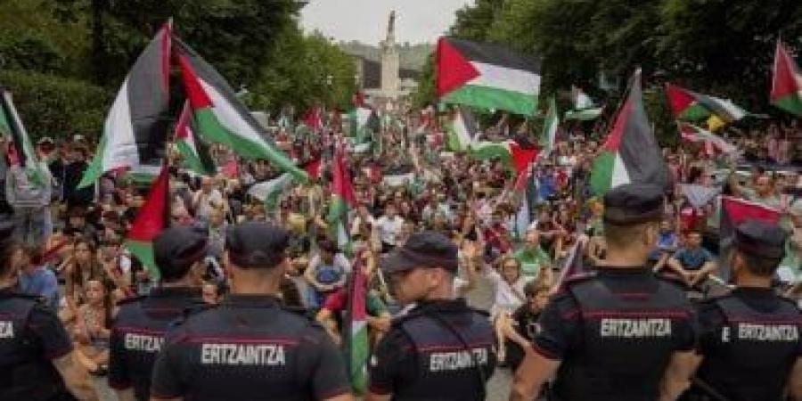 احتجاجات مؤيدة لفلسطين واستنفار أمنى قرب حفل يوروفيجن فى فيينا قبيل النهائى