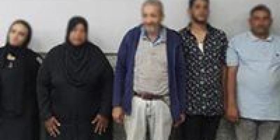 بصحبتهم 11 حدثا.. ضبط 12 متهمًا لاستغلال الصغار في أعمال التسول بالجيزة