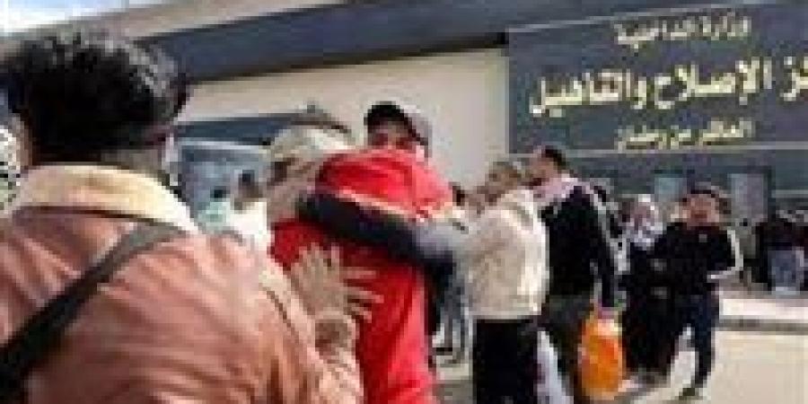 «هدية العيد للنزلاء».. الداخلية تمنح زيارة استثنائية بمراكز الإصلاح والتأهيل