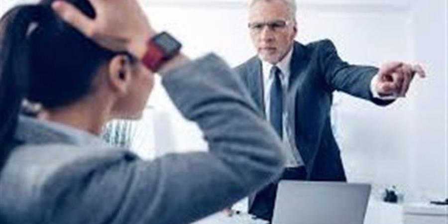 الفصل التعسفي في قانون العمل الجديد.. عقوبات أقوى ضد أصحاب الأعمال