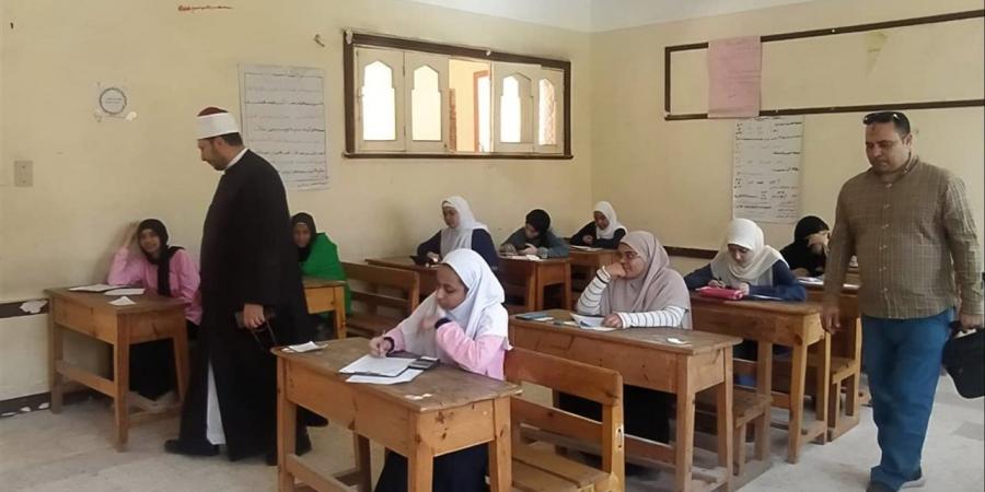 جولات ميدانية مكثفة لقيادات “الإسكندرية الأزهرية” لمتابعة امتحانات نهاية العام