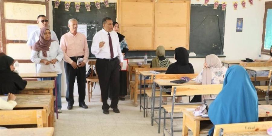 بعد انتهاء الامتحانات.. تعليم الوادي الجديد يعلن بدء أعمال التصحيح ورصد الدرجات بدقة