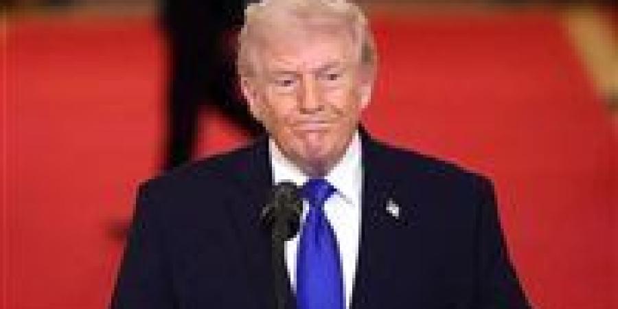 "فوكس نيوز": واشنطن وطهران تنجزان 95% من مسودة الاتفاق الإطاري.. وترامب يلوح بالخيار العسكري حال الفشل