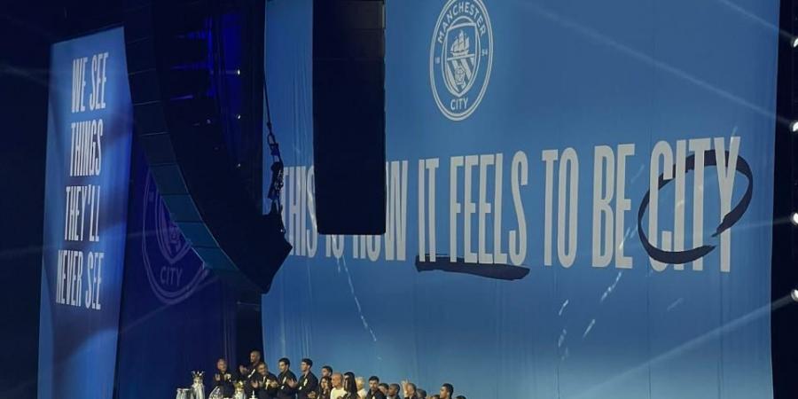 مانشستر سيتي يودّع جوارديولا بحفل تاريخي.. و20 لقبا تزين ليلة الأسطورة