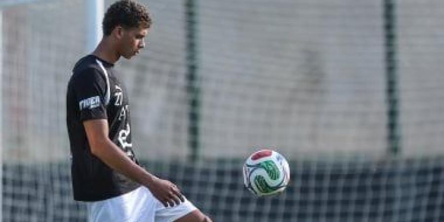 حمزة عبد الكريم يقود هجوم منتخب مصر فى التشكيل المتوقع أمام روسيا