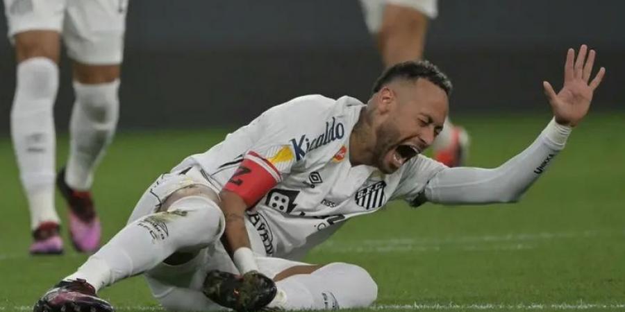 ضربة قوية للبرازيل.. نيمار يغيب عن مواجهة مصر بسبب الإصابة