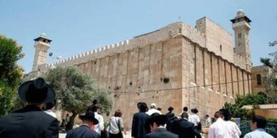 الاحتلال الإسرائيلي يغلق الحرم الإبراهيمي الشريف في مدينة الخليل