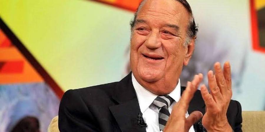 في ذكرى وفاته.. كيف واجه حسن حسني اليتم مرتين في حياته؟