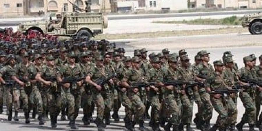 رئيس هيئة الأركان الأردنية يؤكد الاستعداد العملياتى للقوات المسلحة
