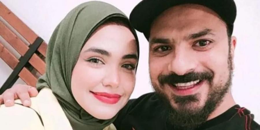 بعد أشهر من الانفصال.. فنان عربي يعود إلى زوجته برسالة رومانسية مؤثرة