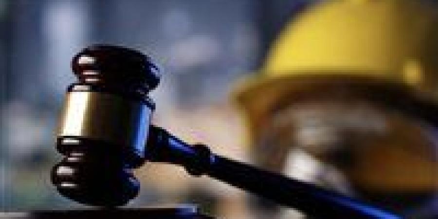تعرف على ضوابط إنهاء علاقة العمل والمحظورات على العامل وصاحب العمل وفق قانون العمل الجديد