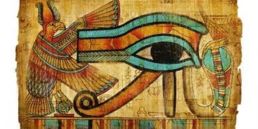 سر اكتشاف زجاجة كحل مصرى من القرن الثانى فى بريطانيا