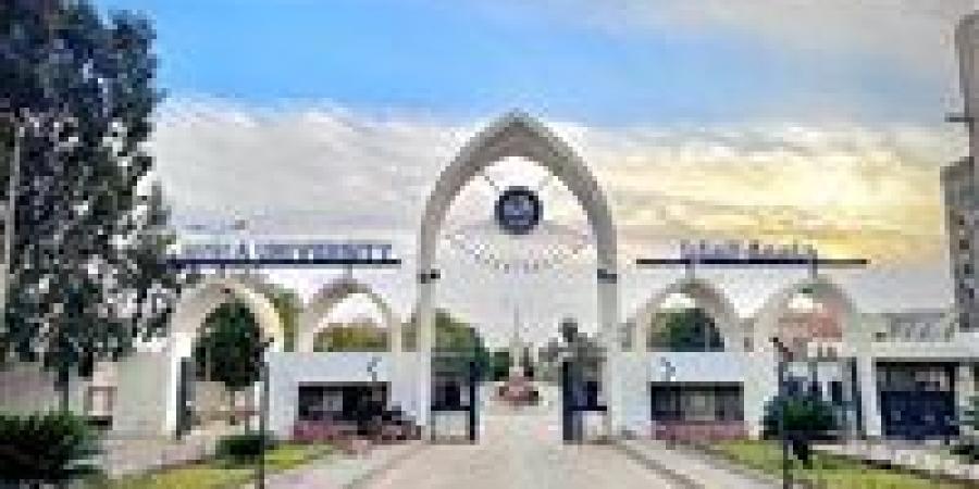 ردا على منع الطلبة من دخول الامتحان : رئيس جامعة المنيا : الالتزام بتحقيق العدالة و الالتزام بالمواعيد المقررة
