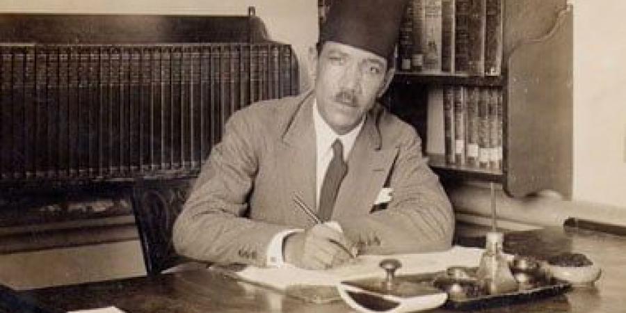 رحل منذ 45 عاما.. لمحة من حياة شاعر الشباب أحمد رامى
